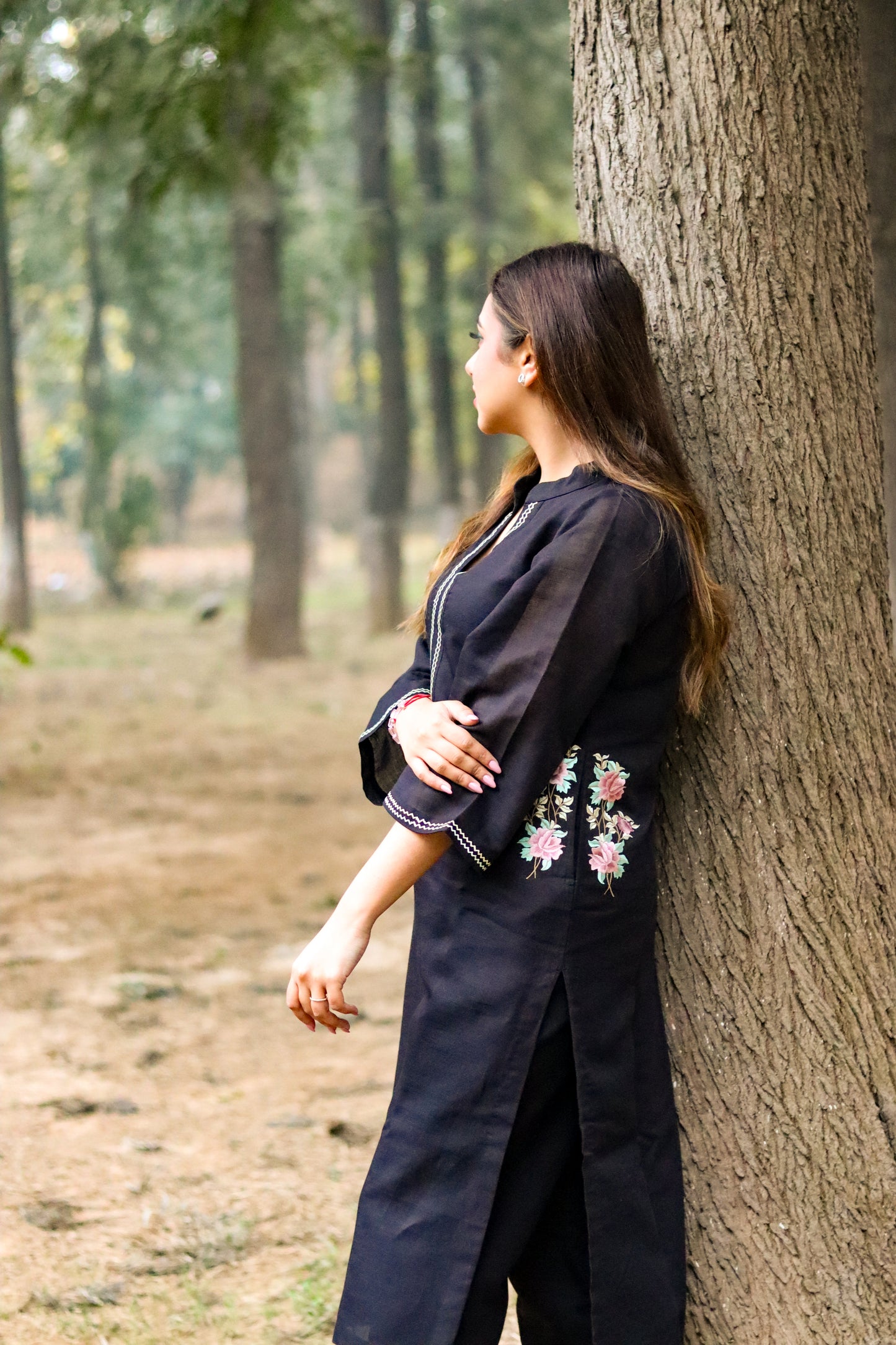 Black Kurta Set with Embroidered Side-Pockets