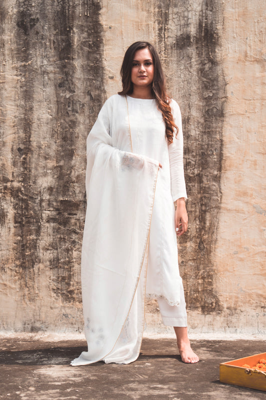 Crepe Kurta Set with Embroidered Dupatta in Ivory