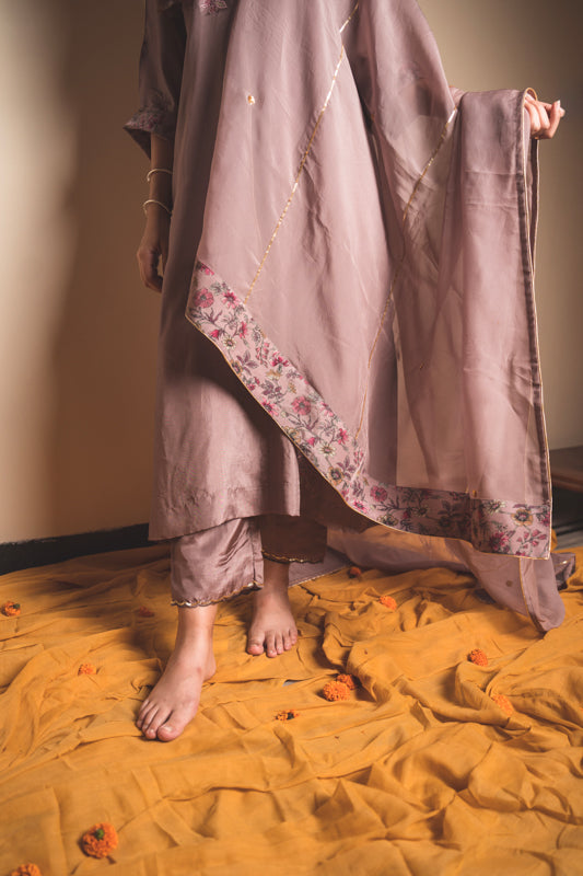 Silk Kurta Set in Dusty Mauve