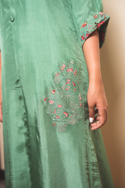 Silk Kurta Set in Caribbean Green